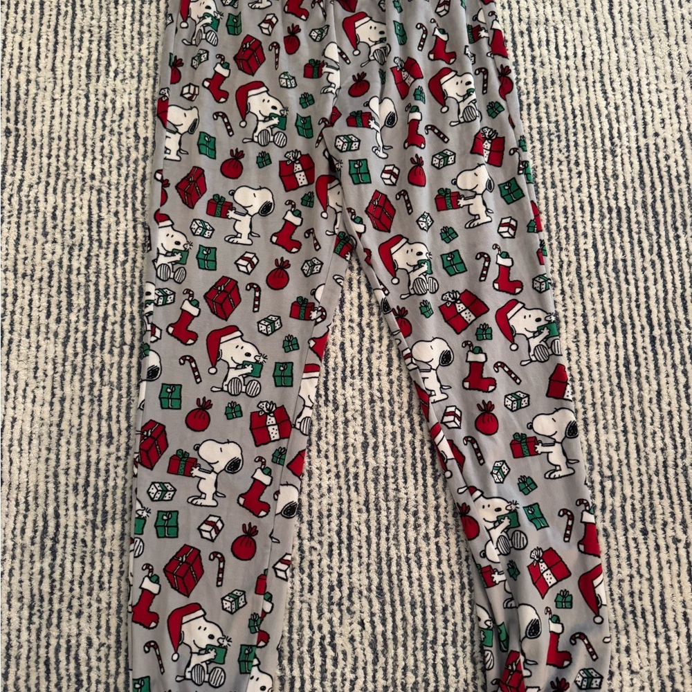 munki munki Womenβs Gray Snoopy Holiday Pajama Bottoms